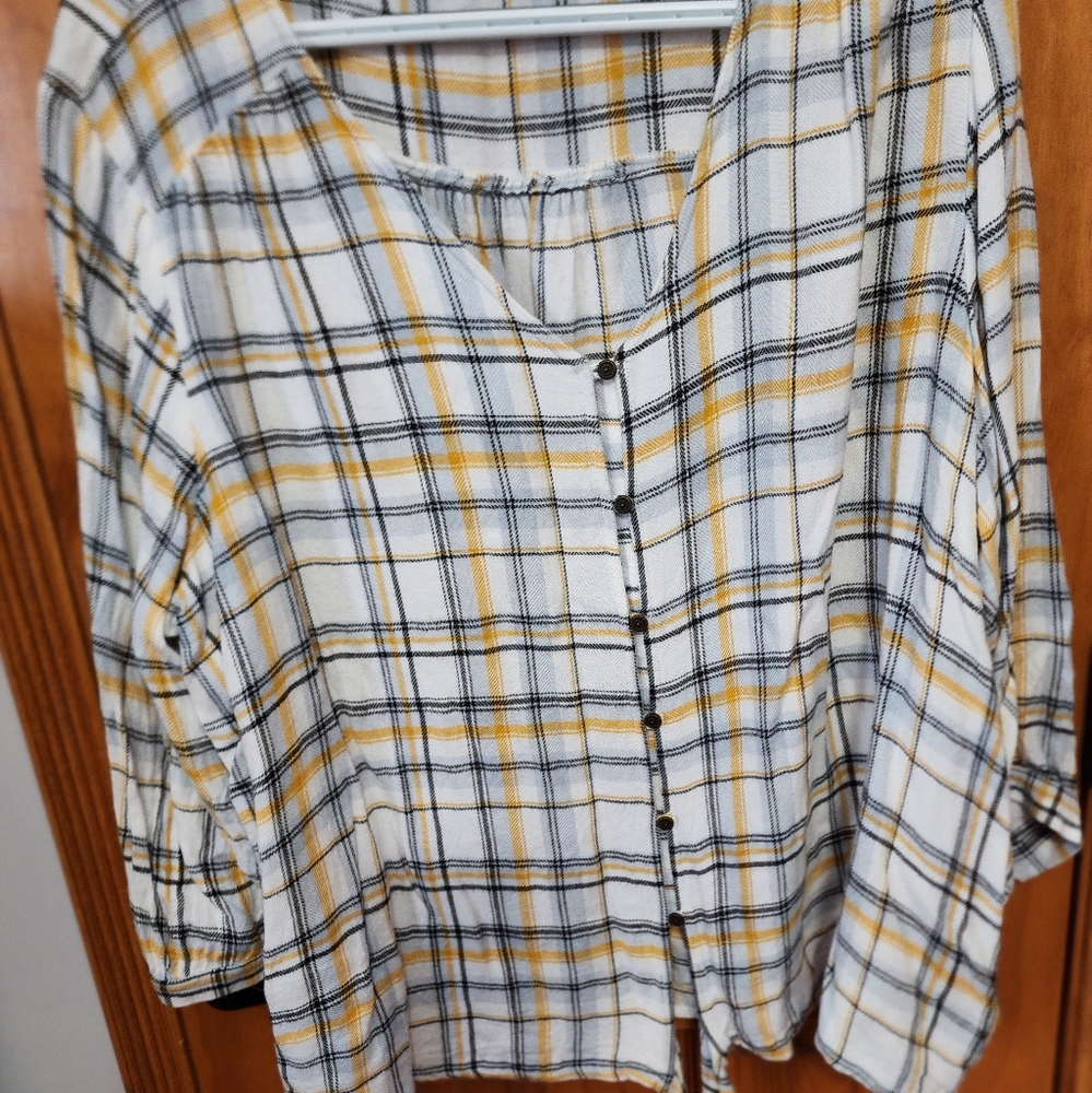 Women's front tie blouse